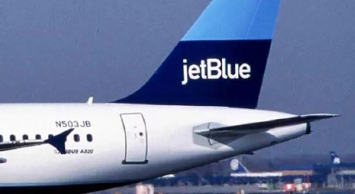 JetBlue ya no permitirá a sus pasajeros registrar su primera maleta gratis