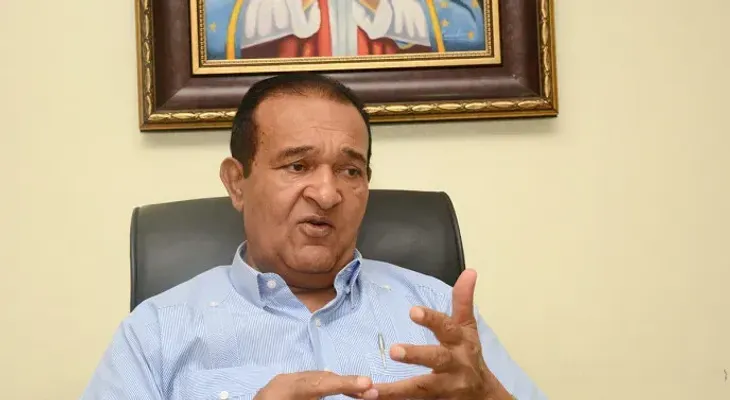 Antonio Marte renuncia de la Fuerza del Pueblo y se declara senador independiente