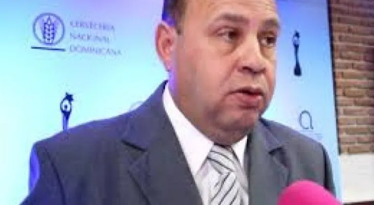 Acroarte lamenta muerte del director de Adora