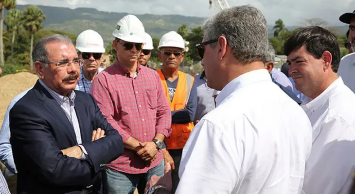 Danilo Medina supervisa construcción de la Circunvalación Norte en Santiago