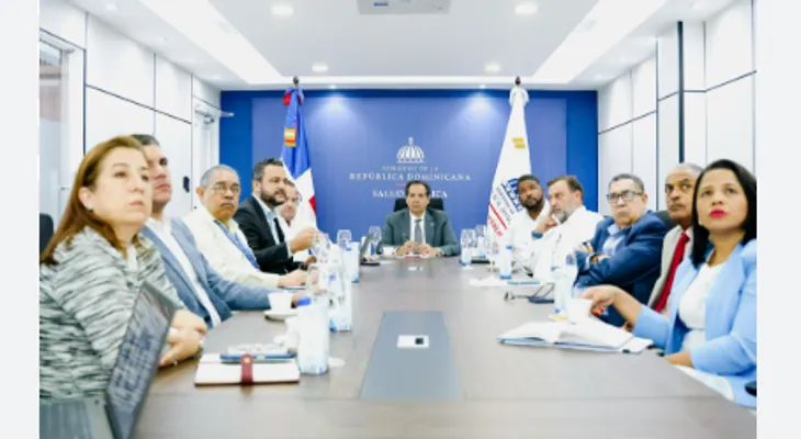 Gobierno fortalece atención primaria para reducir presión en hospitales públicos