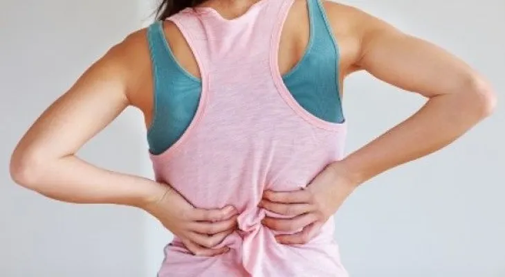 Espondiloartritis Axial: Dolor de espalda que puede limitar la movilidad 