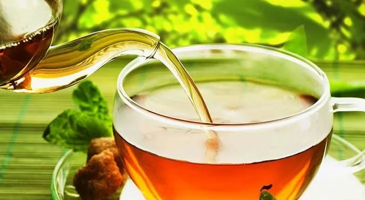 ¿Es más saludable que el café?, las 10 razones para tomar té
