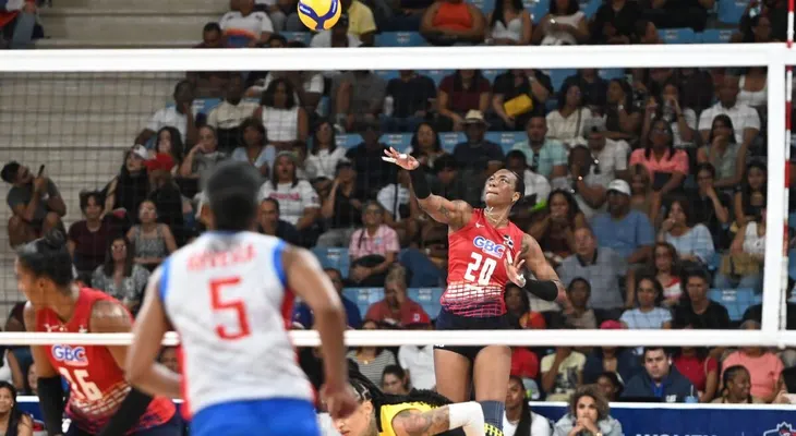 Reinas del Caribe vencen a Puerto Rico y avanzan a semifinales del NORCECA