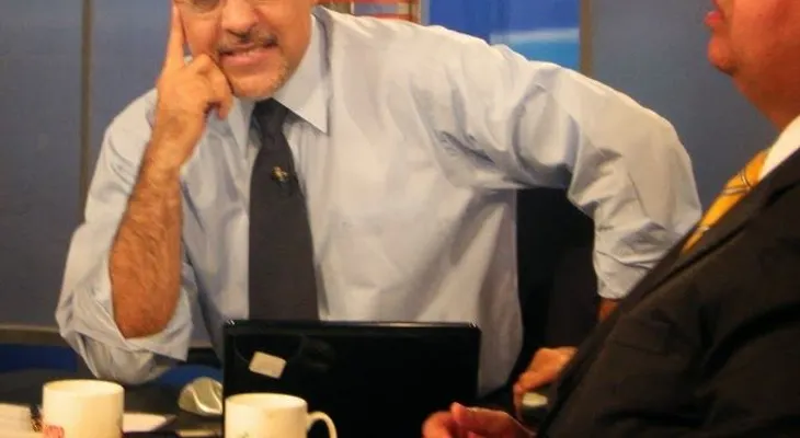 Pablo McKinney renuncia de la Z101