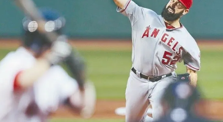 Shoemaker silenció los bates de Boston; Aybar batea de 4-3