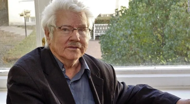 Periodista ruso crítico de Putin muere tras ser atacado