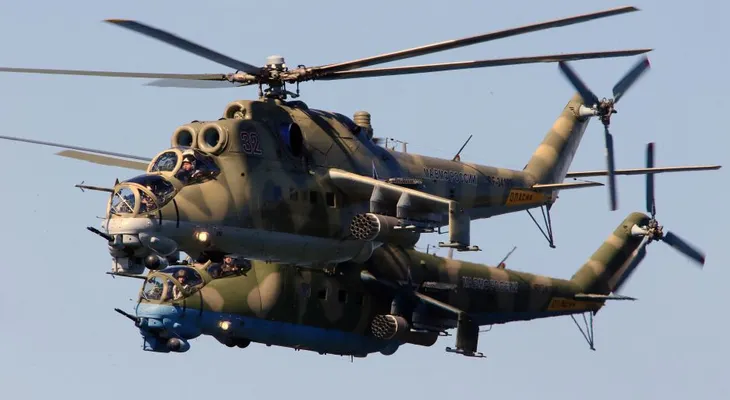 Estados Unidos mira con cautela como helicópteros rusos llegan a Siria