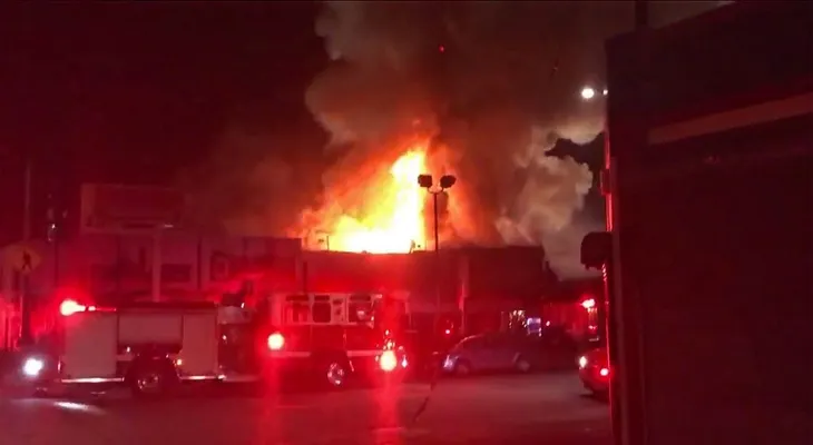 9 muertos y 25 desaparecidos por incendio en California