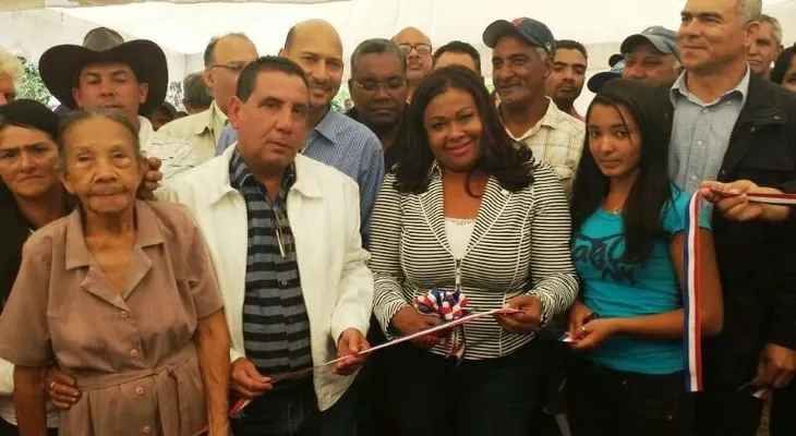 Ponen en operación Micro Central Hidroeléctrica en Piedra Blanca