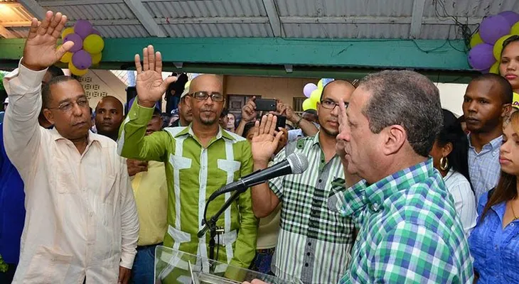Reinaldo Pared promete impulsar la agropecuaria y el turismo en la región sur