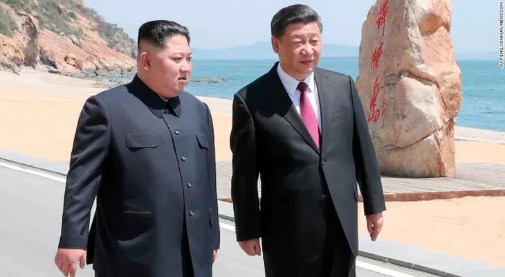 El líder de Corea del Norte, Kim Jong Un, se reúne con el presidente Xi Jinping al norte de China