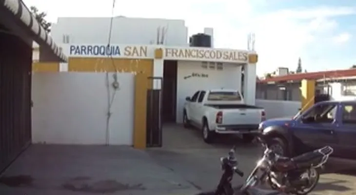 Desconocidos roban en Parroquia San Francisco de Sales en Moca