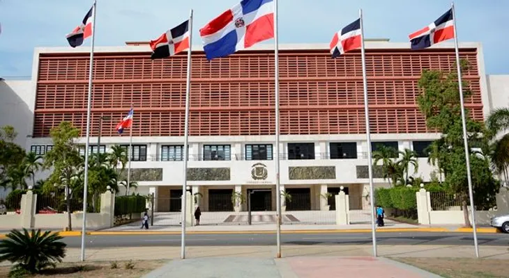 Senado designa Comisión Bicameral estudiará Ley General de Presupuesto 2019