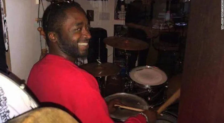 Policía vestido de civil mató a un hombre negro en Florida