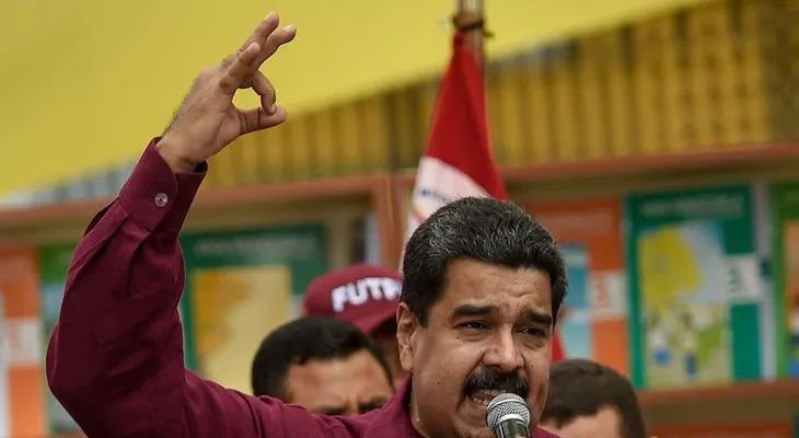 Maduro pide a Obama derogar el decreto de "emergencia nacional" por Venezuela