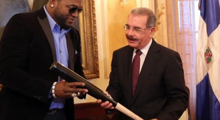 Presidente Medina expresa alegría por jonrón 500 de David Ortiz