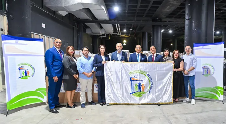Voluntariado Banco Central entrega ayuda para víctimas de terremotos en Venezuela