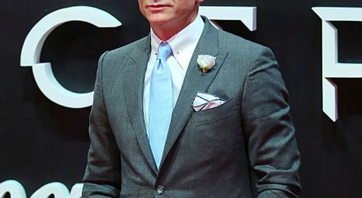 Daniel Craig le ofrecen 150 millones para seguir de James Bond