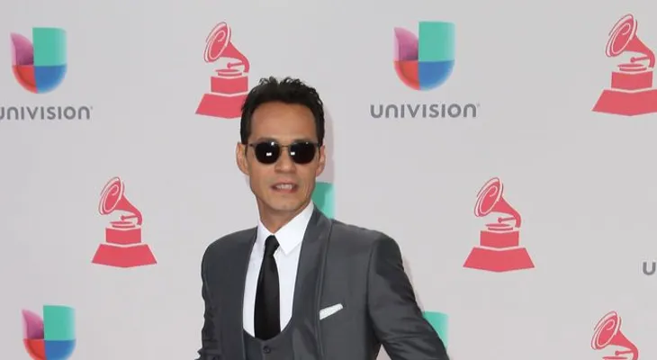 Chequea los mejores vestidos del Latin Grammy
