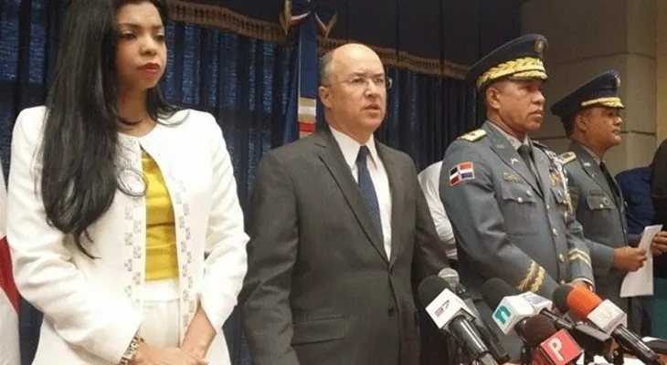 25 militares incluyendo altos oficiales implicados en fraude del Banco Peravia