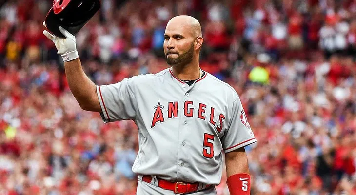 Escogido asegura que Pujols jugará con ese equipo; confirma cambio con los GC 