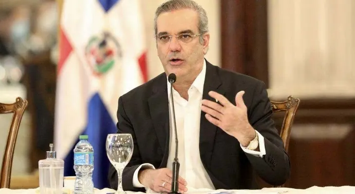 Abinader extiende "Quédate en Casa" hasta abril de este año