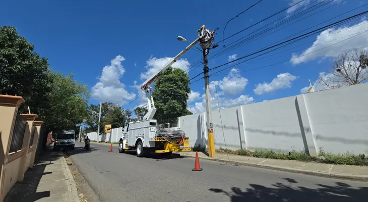 EDENORTE impulsa obras de modernización eléctrica con inversión de RD$38.7 millones para beneficiar a más de 800 clientes en el Cibao