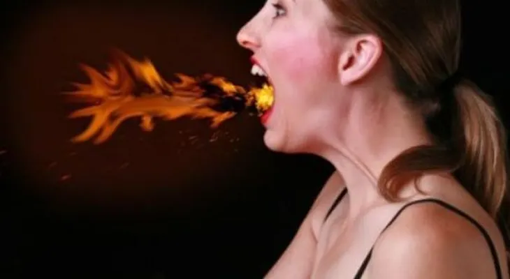 Cómo curar el mal aliento o halitosis naturalmente con este elixir