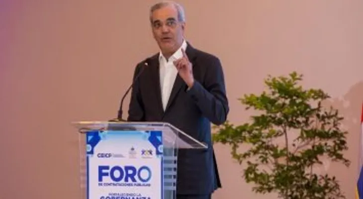 Abinader resalta la Ley 47-25 como nuevo marco para transparentar y eficientizar las compras estatales