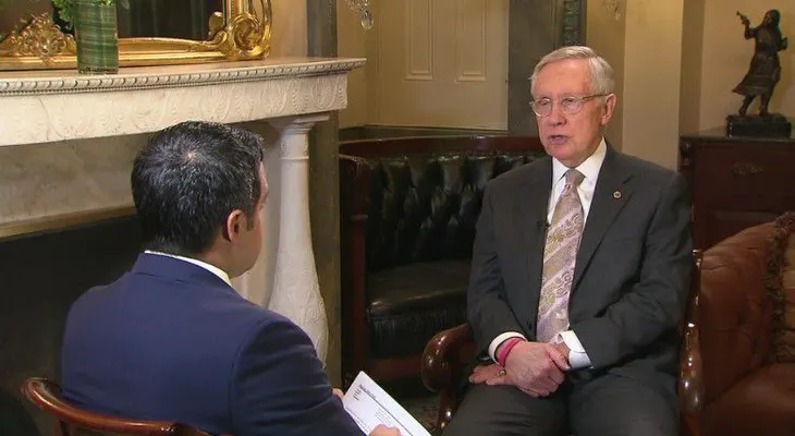 El senador Harry Reid anuncia su respaldo a Hillary Clinton