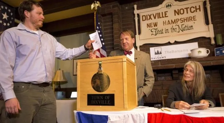 Trump gana en tres poblaciones de Nueva Hampshire 