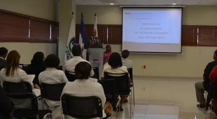 Dan a conocer cartera de servicios del Hospital Materno Reynaldo Almánzar