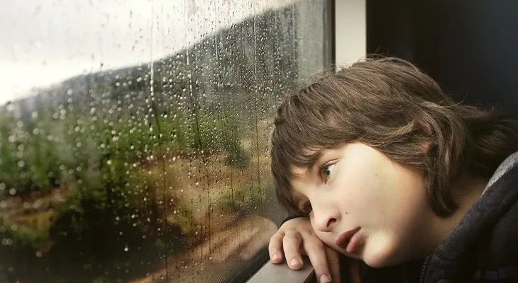 Dejar que los niños se aburran un poco aumenta la creatividad en ellos