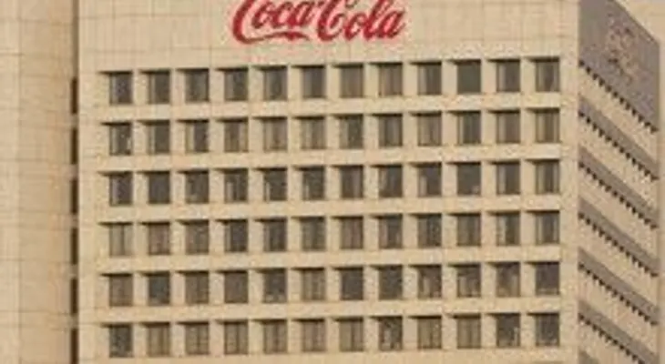 Coca-cola admite que solo añade un poco de pepsi a cada lata 