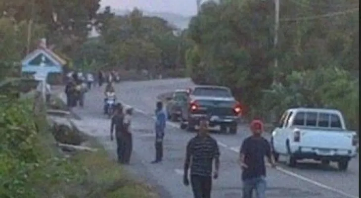 Decenas visitan santuario de la Virgen en Loma de Cabrera