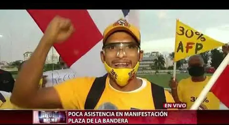 Se "ponchan" Carlos Peña y otros convocantes a protesta en Plaza de la Bandera