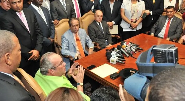 Pared Pérez y Mariotti acuden a Procuraduría