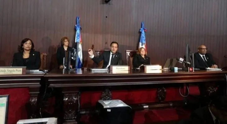 Diputados PRM objetan aprobar préstamo para plantas por cuestionamientos a Odebrecht
