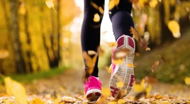 Una hora de deporte al día compensa ocho horas sentados