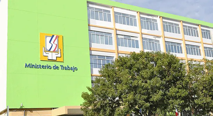 Ministerio de Trabajo dice no tiene facultad para declarar día no laborable