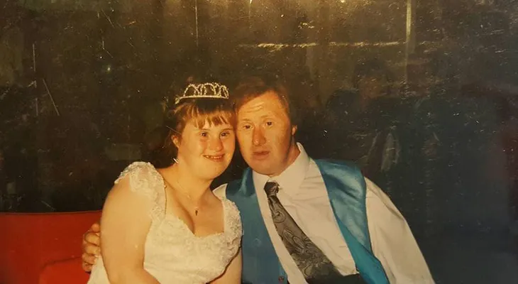 La inspiradora historia de amor de la primera pareja con síndrome de Down en casarse