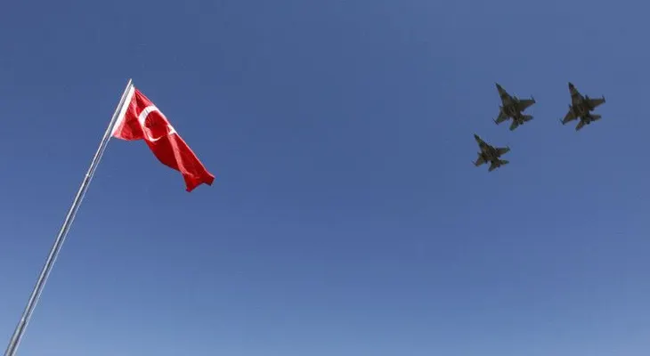 Atenas: "Turquía ya no se atreve a violar el espacio aéreo griego"