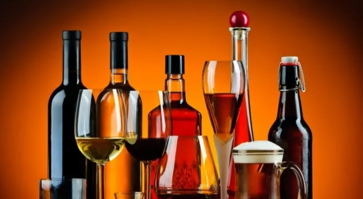 ¿Cuáles son las bebidas alcohólicas que menos engordan?
