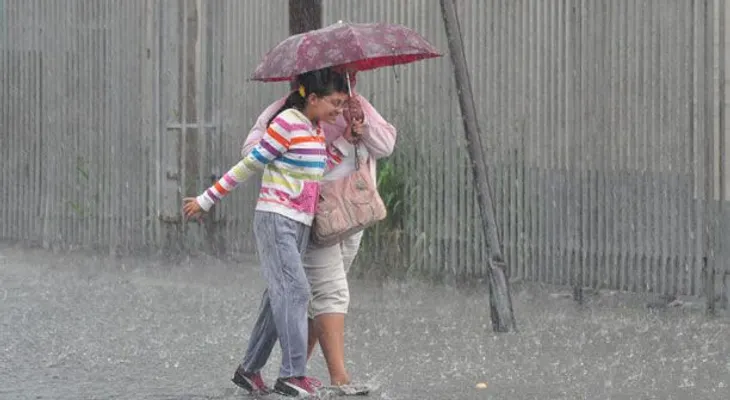 Onda tropical causará aguaceros en las próximas 72 horas