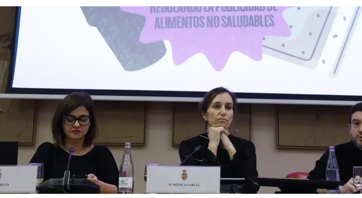 Bustinduy alerta sobre riesgos de bebidas energéticas en adolescentes