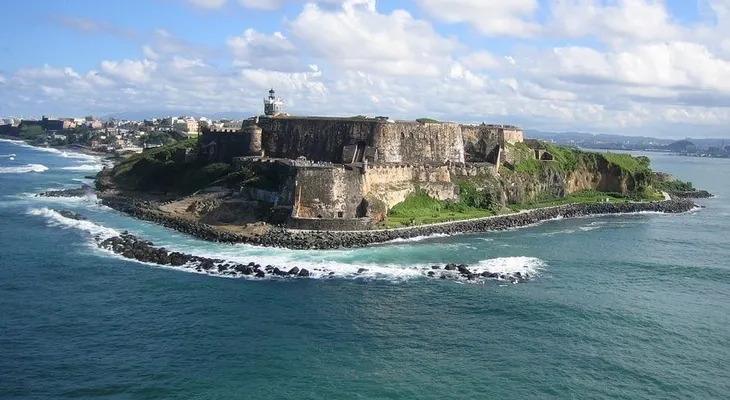 Reportan que a Puerto Rico llegan más turistas tras el tema "Despacito"