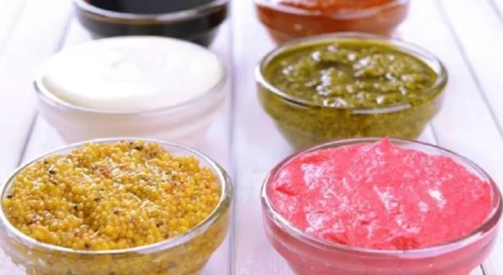 Las salsas pueden ser una bomba de tiempo para tu estómago
