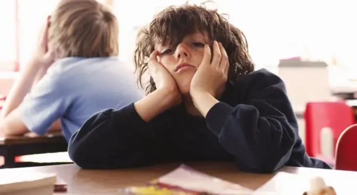 Por qué dejar que los niños se aburran puede ayudarles a ser más creativos
