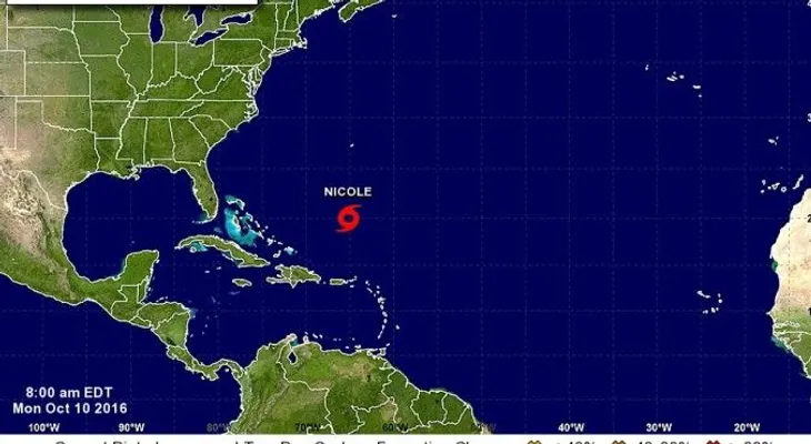 Tormenta Nicole recobra fuerza y puede convertirse hoy en huracán de nuevo